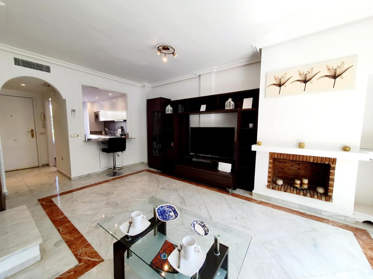 Lomas De Cabopino House Apartment มาร์เบยา ภายนอก รูปภาพ